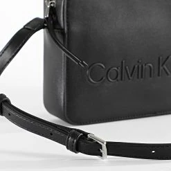 Meilleure affaire 🌟 Sac A Main Femme CK Set 0180 Noir de Calvin Klein 🥰 -Calvin Klein Soldes Magasin calvin klein 347427 K60K610180 BAX 20221117T121928 03