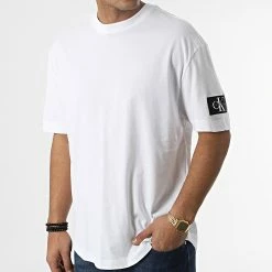 Offres 😀 Tee 👕 Shirt Oversize 1609 Blanc de Calvin Klein ❤️ 6 Offres 😀 Tee 👕 Shirt Oversize 1609 Blanc de Calvin Klein ❤️ -Calvin Klein Soldes Magasin calvin klein 347754 J30J321609 YAF 20221114T141510 03