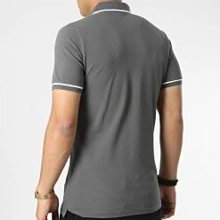 Budget ⭐ Polo Manches Courtes Tipping Slim 5603 Gris Anthracite de Calvin Klein 🔥 -Calvin Klein Soldes Magasin calvin klein 347757 J30J315603 PRC 20221121T151335 04