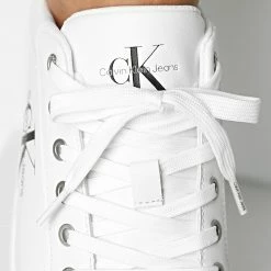 Grosses soldes ❤️ Baskets Classic Cupsole Laceup Low 0491 Bright White de Calvin Klein ✨ -Calvin Klein Soldes Magasin none 331989 YM0YM00491 YAF 20220809T140648 03
